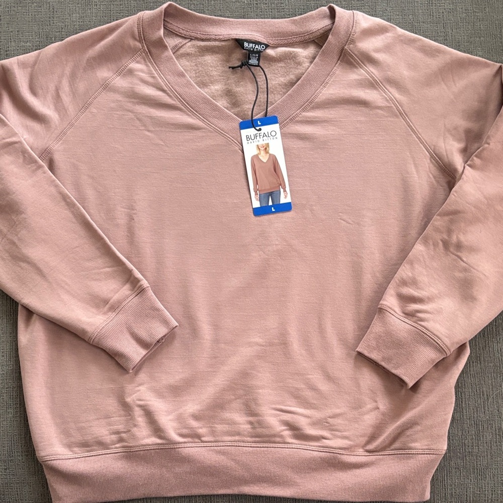 Women’s V-neck sweatshirt NWT